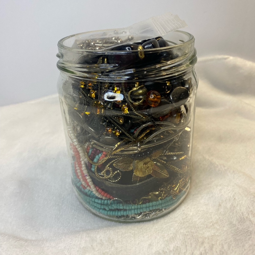 Mystery Jewelry Jar 25 - Picture 6 of 8